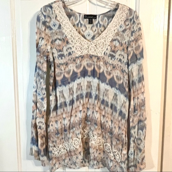 Signature Studio Tops - Women’s Printed Blouse with Lace Accents